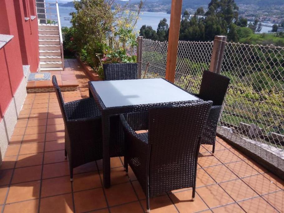 Apartamento Con Terraza Y Vistas Al Mar Bueu Exterior photo