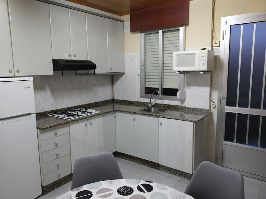 Apartamento Con Terraza Y Vistas Al Mar Bueu Exterior photo